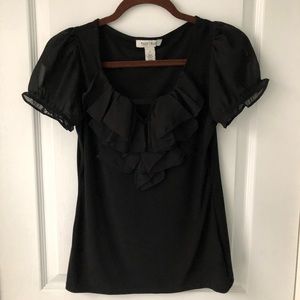 White House Black Market xs ruffle cap sleeve top